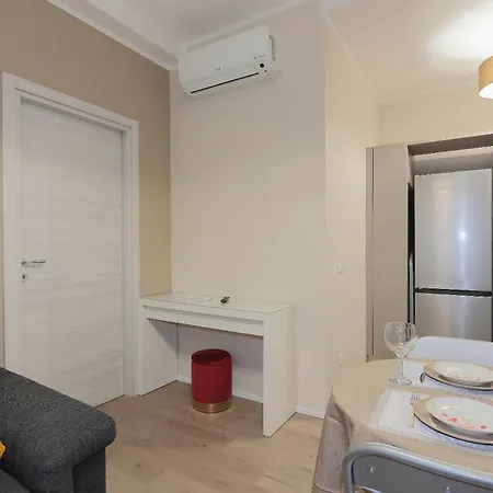 Apartment Vicino A Parcheggi Gratuiti - Vicino Al Centro Modena