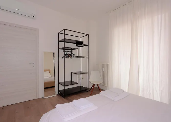Vicino A Parcheggi Gratuiti - Vicino Al Centro Appartement Modena