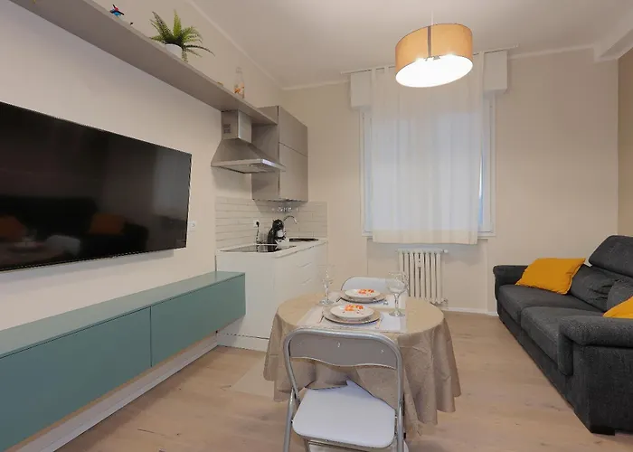 Vicino A Parcheggi Gratuiti - Vicino Al Centro Modena